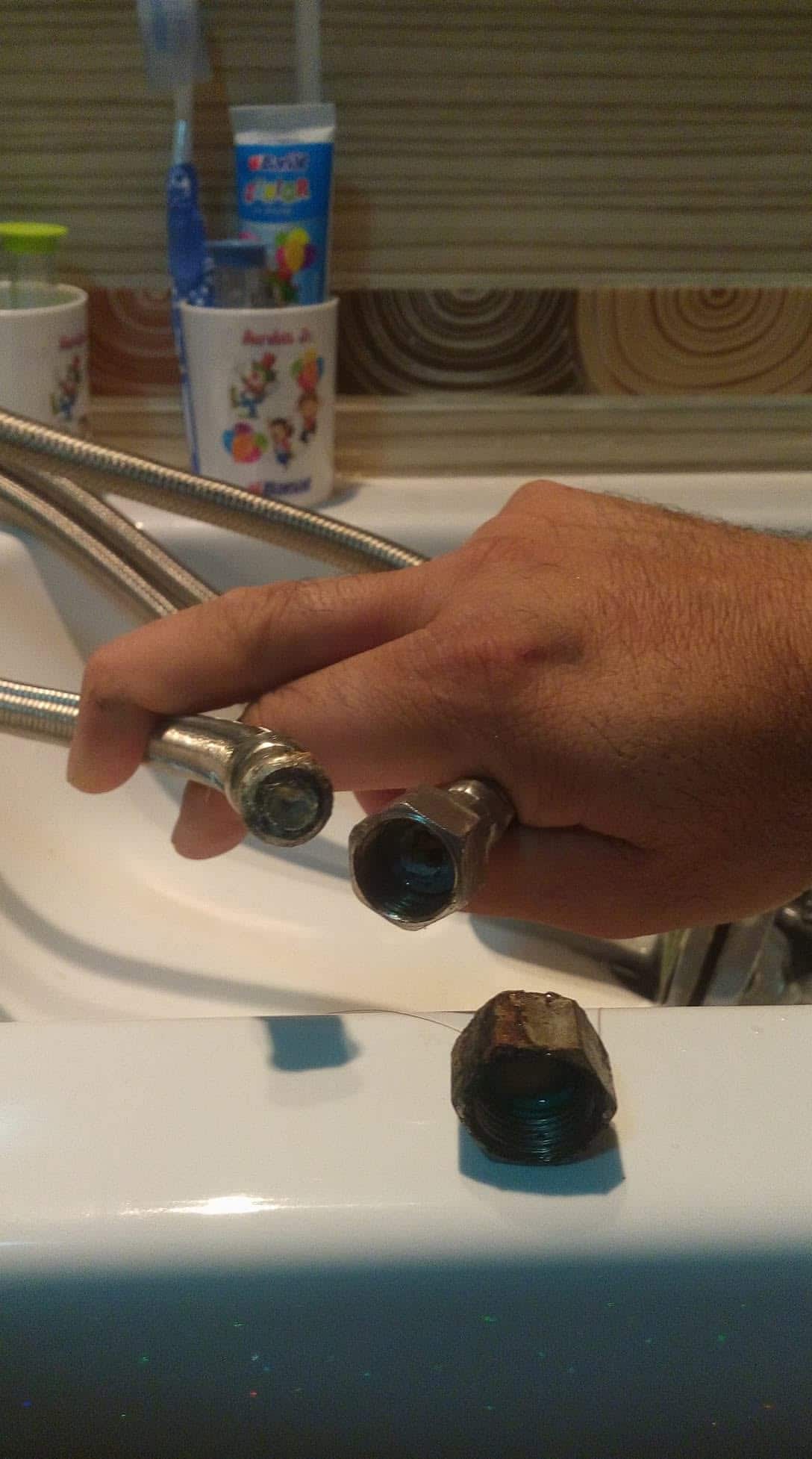 NİLÜFER TESİSAT USTA - lavabo bataryasi tamiri