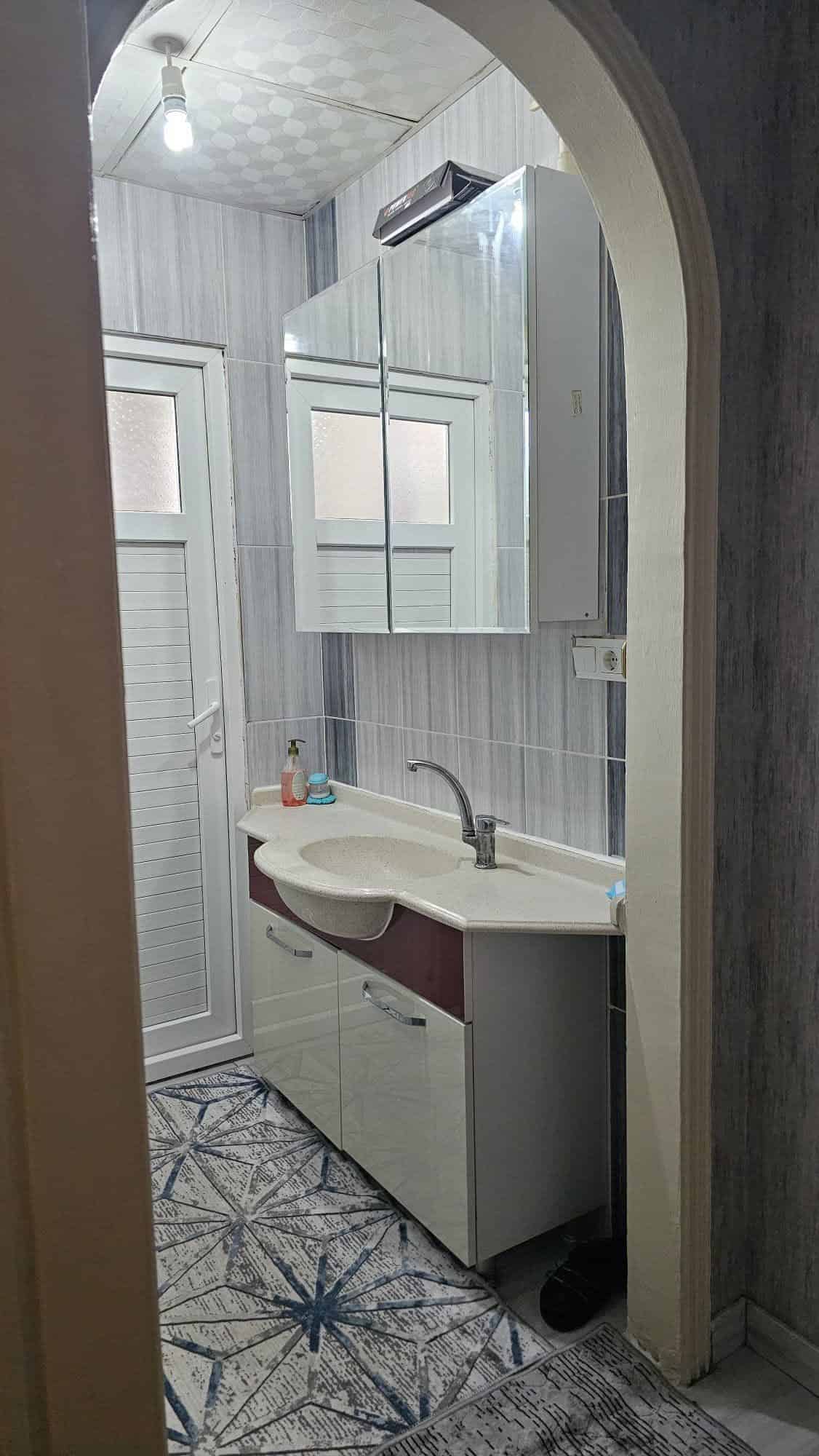 Lavabo gideri açma